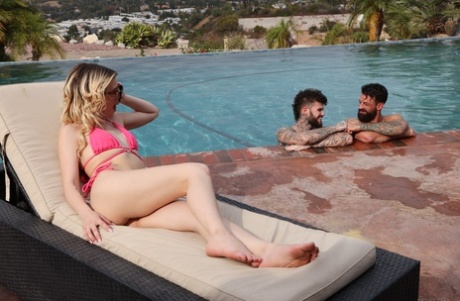 Hatler Gurius hd pornstar images
