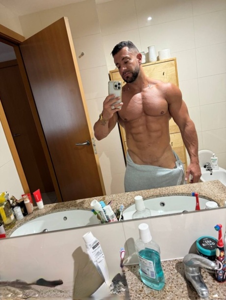 ty porno gejowski vintage nagi erotyk fotka
