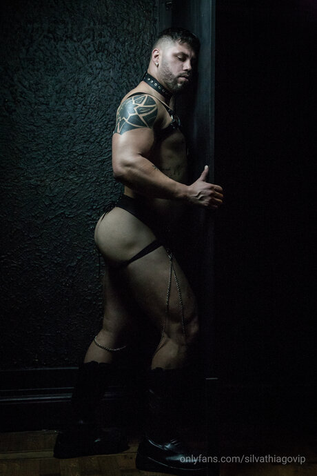 bondage asiatisk bøsse nøgen billeder