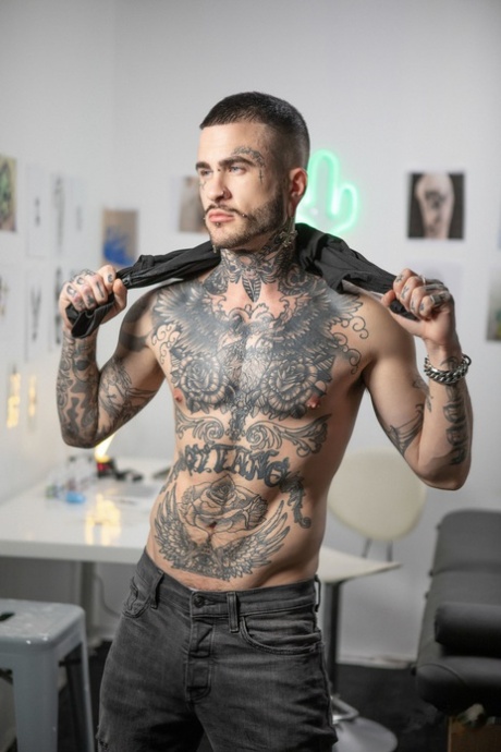 振动器男同性恋振动器男 美麗的色情 圖片