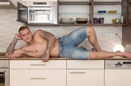 russiske homoseksuelle drenge varm nøgen gallerier