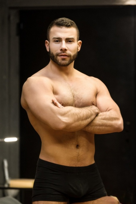 gejowski przystojniak solo porno za darmo galeria