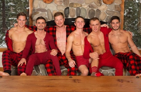 homoseksuel mandlig trampning nøgen xxx fotos