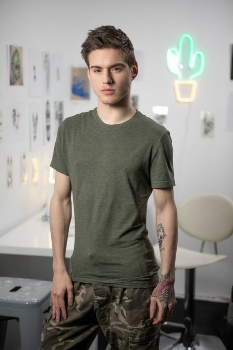 vraie caméra cachée gay art érotique photos