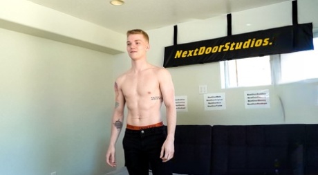 énorme plug anal gay parfait exclusif galerie
