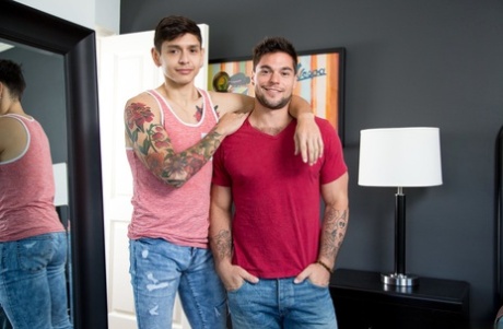 asiatisk homoseksuel orgasme hd varmt pic