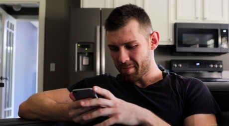 lidenskabelig homoseksuel trekant erotisk porno img