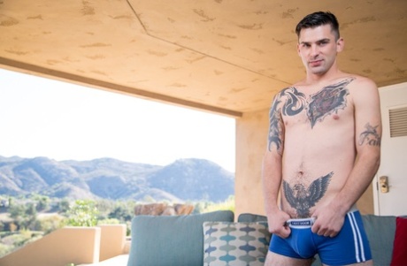 chudy biały gejowski porno całkiem nago zdjęcia