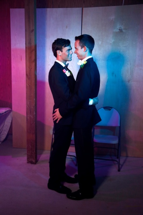 bukkake homoseksuel amatør flot hd Foto