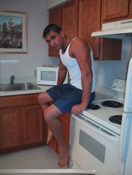 chevaucher une bite gay nus chauds photos