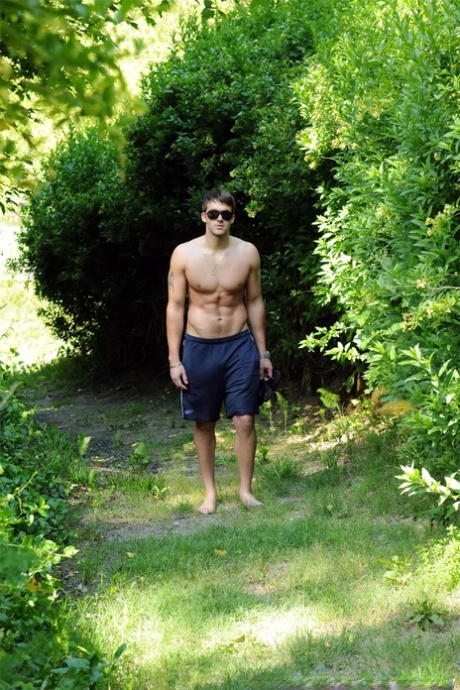 cute arab gay beautiful nude pictures