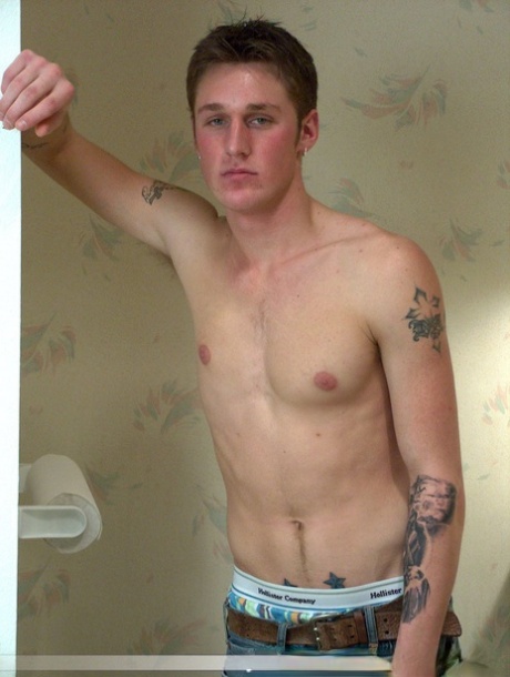 homoseksuel bedstefar toilet hot eksklusiv fotos