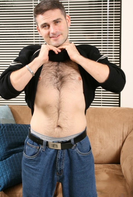 raw casting gay nude archive