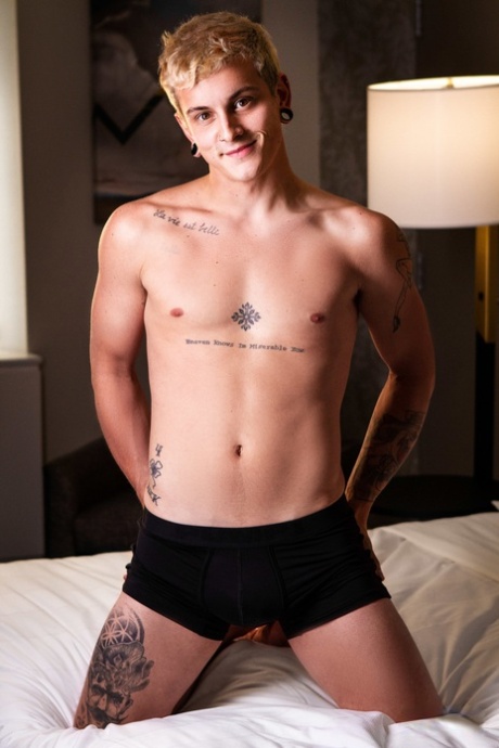 homoseksuel hård piskning sex fri Foto