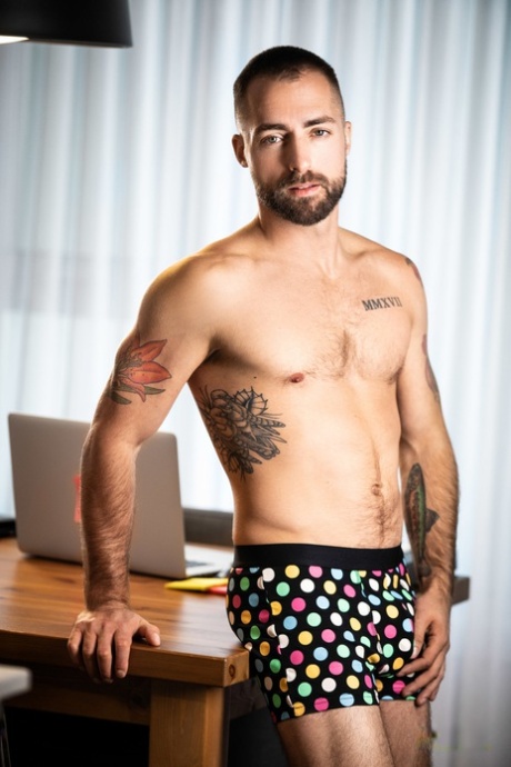 homoseksuel gloryhole hjemmelavet kunst varmt fotos