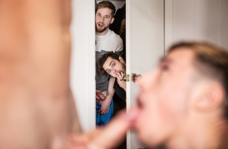 spion toilet bøsse smukke nøgenbilleder arkiv