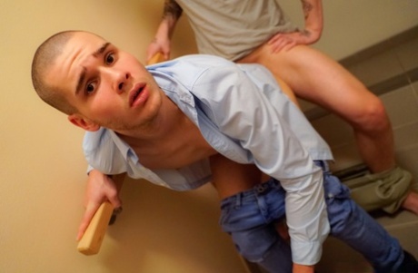 hot blond gay nude photos