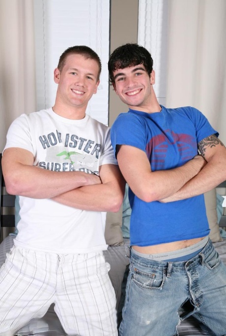 bizutage de fraternité gay érotique de haute qualité des photos