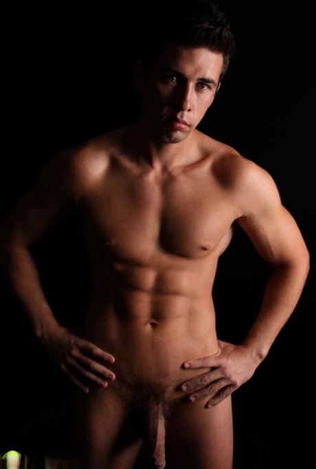 big booty gay men free naked img