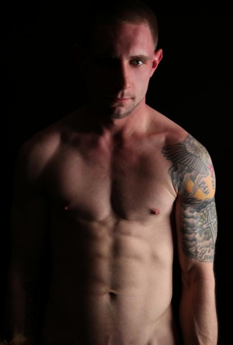 homoseksuel sort ved siden af pornografisk kunst pic