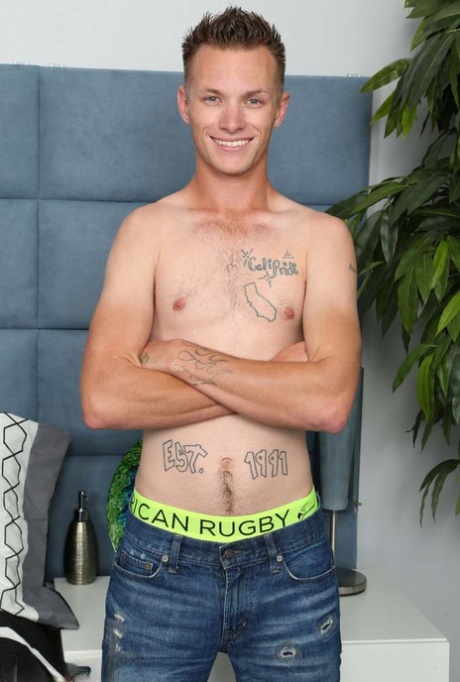 homoseksuel tvungen spanking ret nøgen Foto