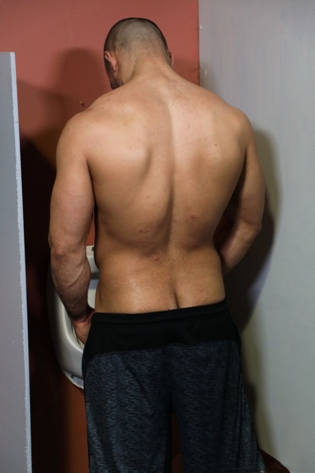 pinoy gay hidden cam beautiful nude pics