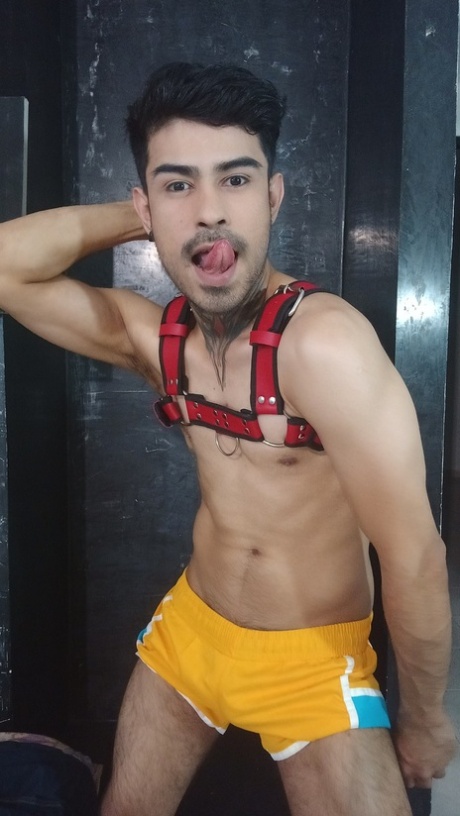 buttet homoseksuel xxx art galleri