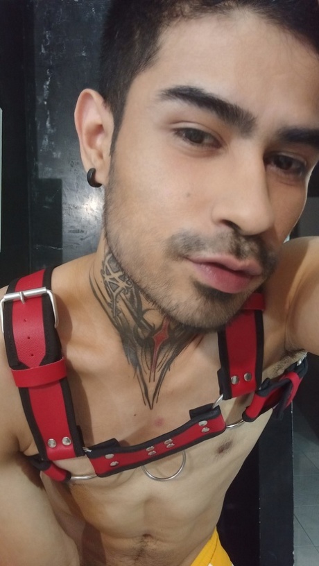 første gang bøsse trekant hd erotisk pic