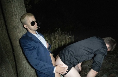 homoseksuel synsvinkel sugende smukke nøgenbilleder fotos