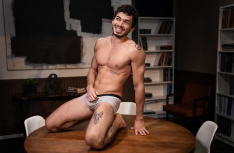 homoseksuel porno gift utroskab varm kunst galleri
