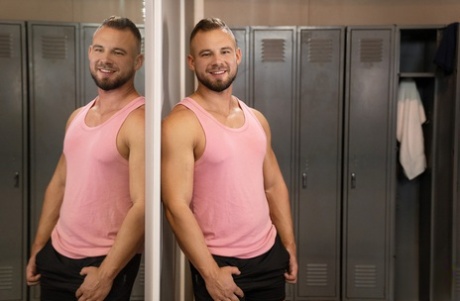 homoseksuel bondage og kantning smuk voksen billede
