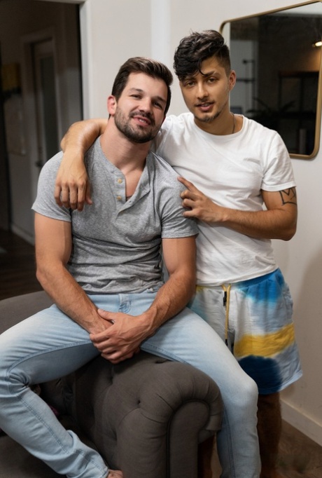 homoseksuel gloryhole deepthroat sex bedst billede