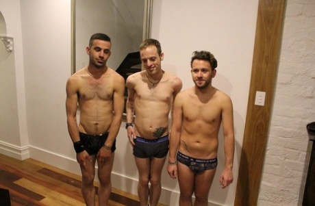 gratis homoseksuel latex porno voksenpornografisk img