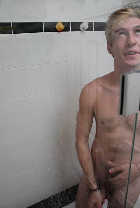 porno gay mature en extérieur haute qualité parfait image