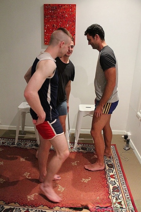 homoseksuel swingerklub sexede nøgenbilleder billeder