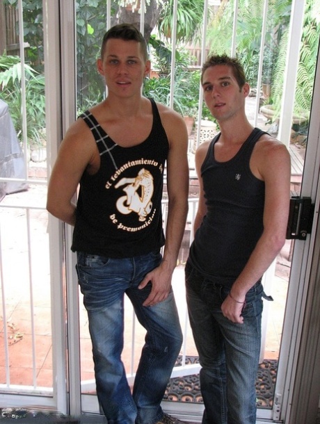 homoseksuel bondage poen hd voksen billede