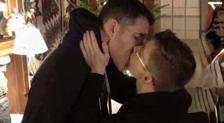 spionkamera homoseksuel omklædningsrum sexpornografisk Foto