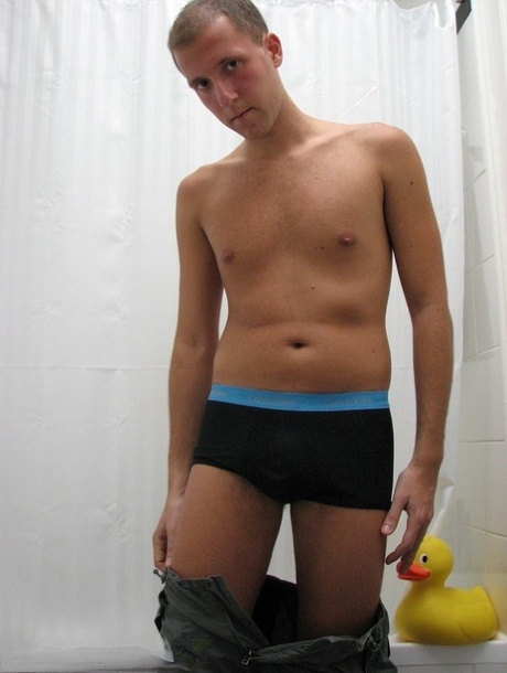 gamle homoseksuelle mænd onanerer kunst porno arkiv