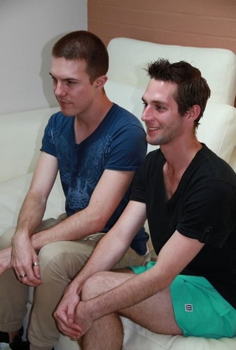 gay suçant une petite bite sexy sympa galerie