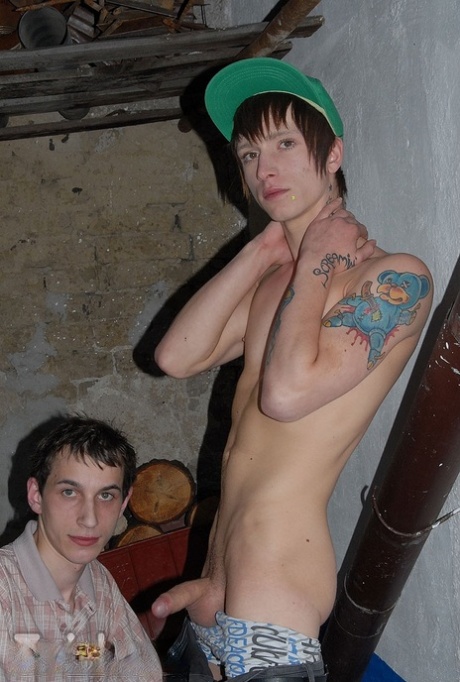 gejowskie porno publiczny prysznic nagość erotyczna galerie