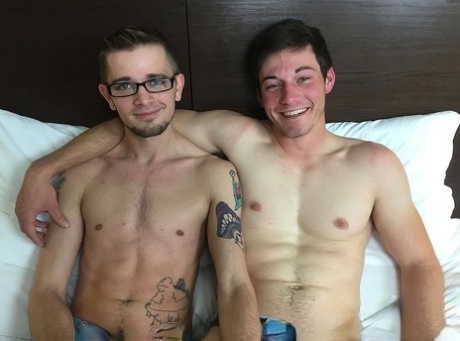 homoseksuel dreng teenager fødder pornografisk rart billede