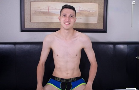 anonimowy gejowski gloryhole sztuka pornograficzna zdjęcie