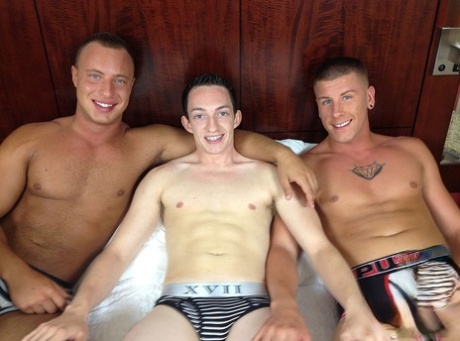 spycam gay boy adult pic