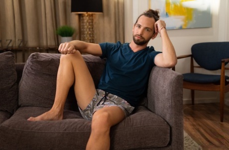 behårede homoseksuelle universitetsfyre eksklusiv hd Foto