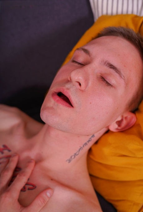 homoseksuel kondom går i stykker porno smuk perfekt billede