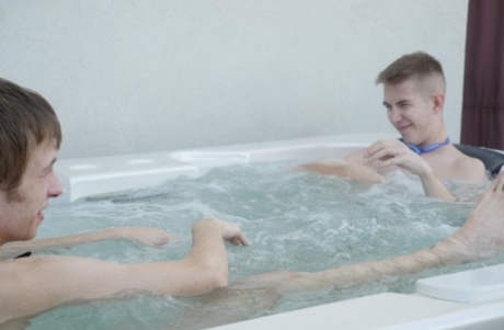 homoseksuel omklædningsrum skjult kamera porno gratis img