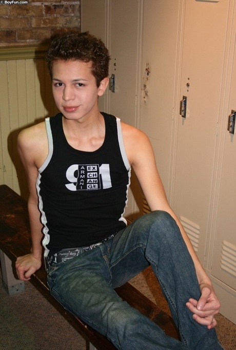 chat en direct pour hommes gays âgés meilleurs nus img