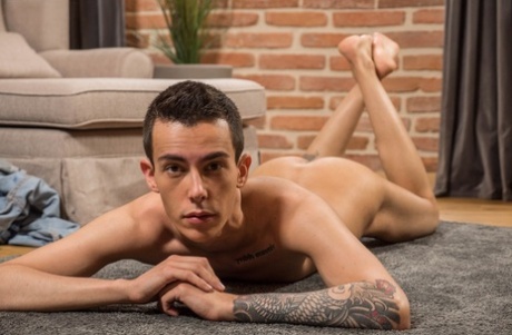 gay gloryhole hd exclusive photo