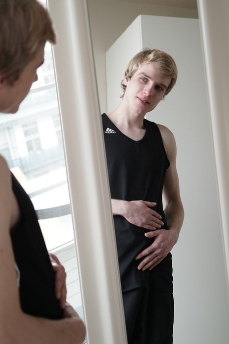 søde sorte homoseksuelle teenagere pornografi af høj kvalitet billede