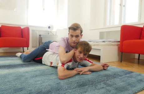 darmowy trójkąt gejowski pornograficzne hd zdjęcia